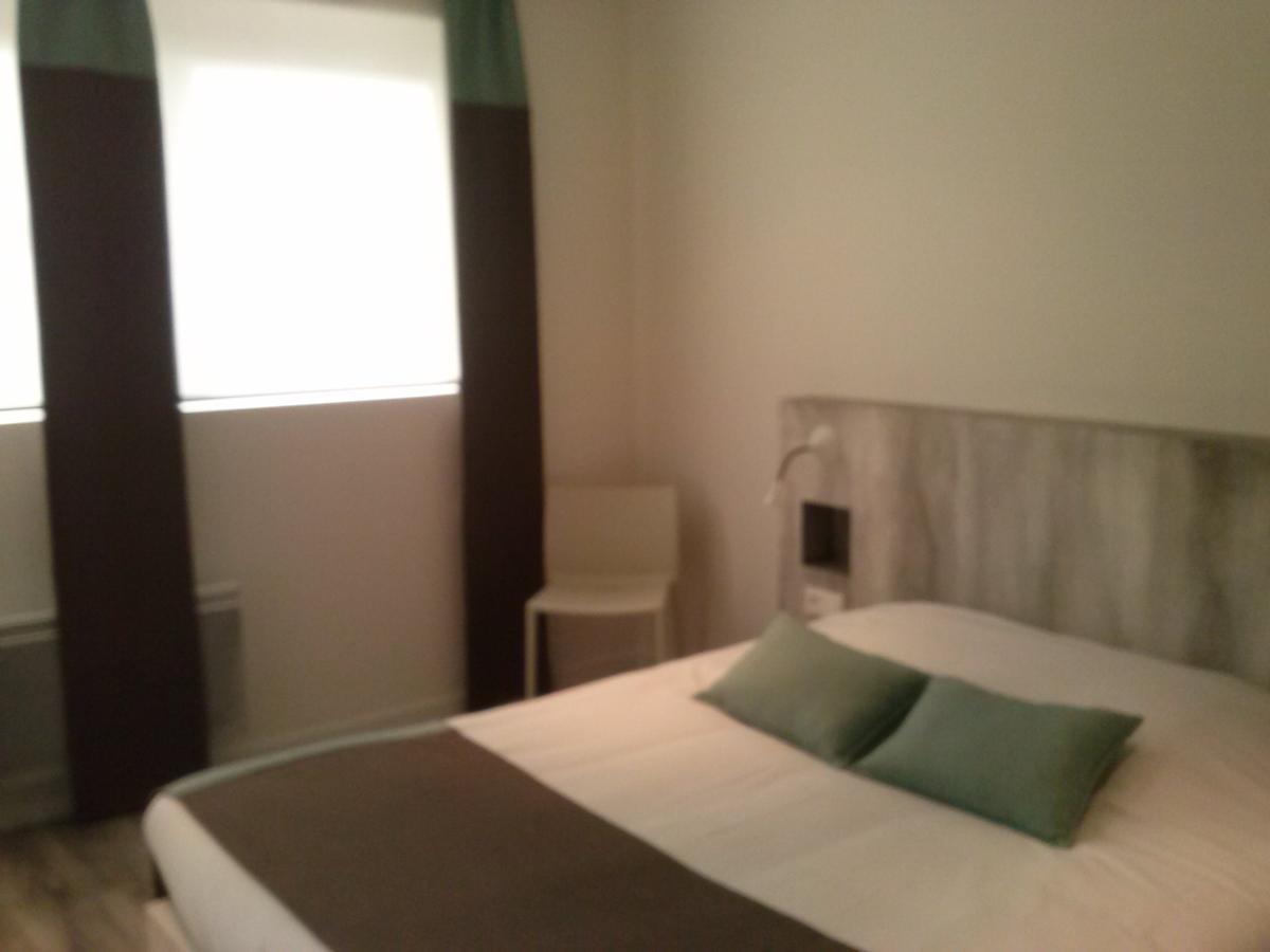 Logis - Hotel Restaurant Du Canard Hangest-sur-Somme الغرفة الصورة